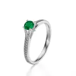 Pierścionek z białego złota ze szmaragdem AJPZ_121 Pierścionek z białego złota ze szmaragdem AJPZ_121